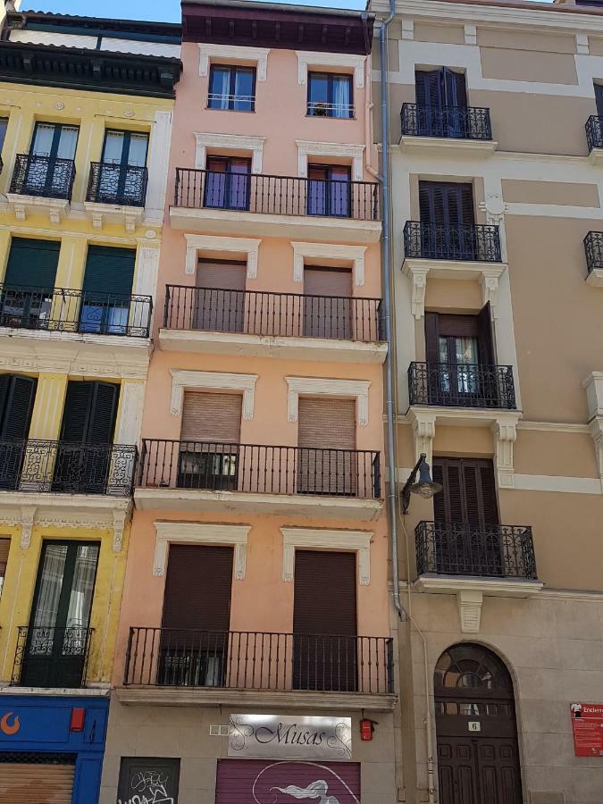 פמפלונה Apartamento Mercaderes מראה חיצוני תמונה